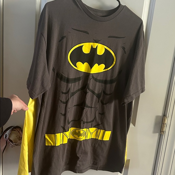 Batman Other - BATMAN Tshirt with Cape Mens XL
